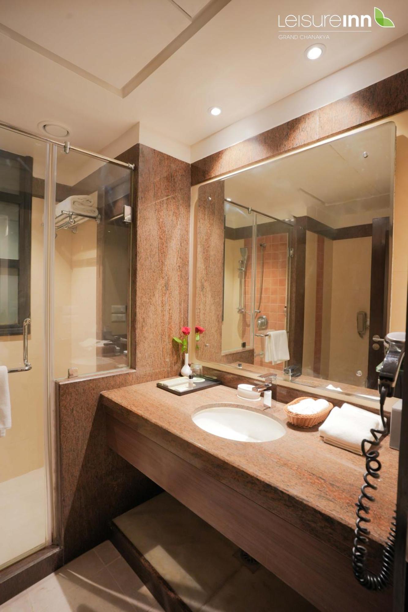 Leisure Inn Grand Chanakya Jaipur Ngoại thất bức ảnh