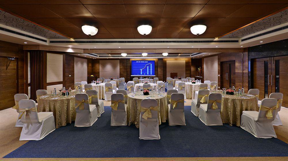 Leisure Inn Grand Chanakya Jaipur Ngoại thất bức ảnh