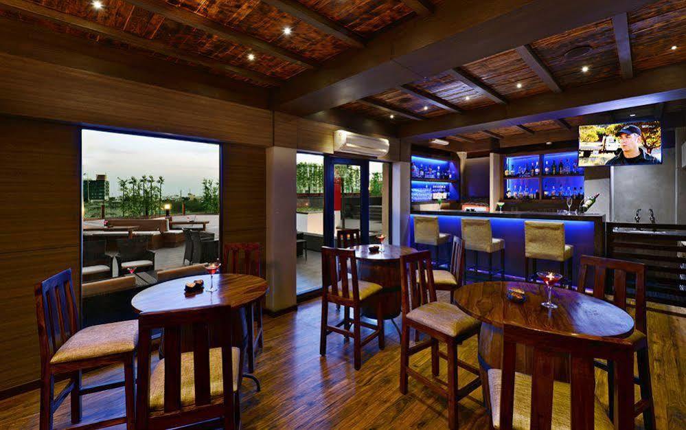 Leisure Inn Grand Chanakya Jaipur Ngoại thất bức ảnh